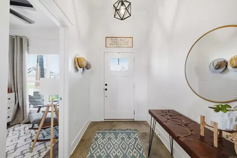 Entry Way - 150 Grey Fox Dr, Conway, AR 72034 photo 2 of 4