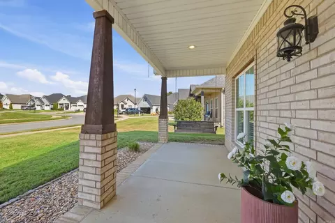 Exterior - 150 Grey Fox Dr, Conway, AR 72034 photo 2 of 5