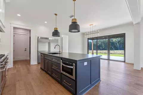 Kitchen - 1635 Southwinds Dr, Conway, AR 72034 photo 3 of 3