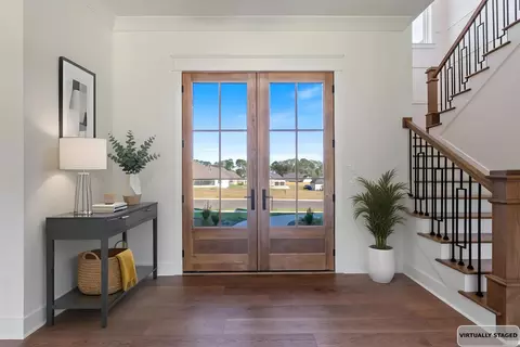 Entry Way - 1635 Southwinds Dr, Conway, AR 72034 photo 2 of 4