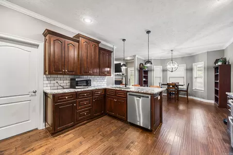 Kitchen - 22 Emma Dr, Cabot, AR 72023 photo 2 of 3