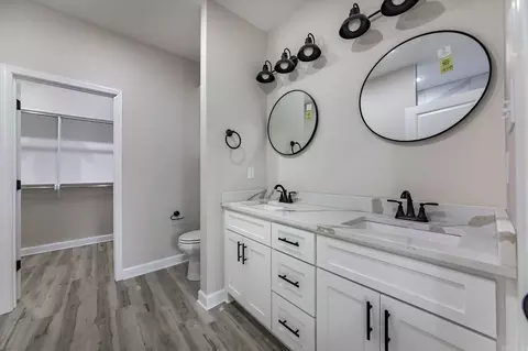 Bath - 944 Villa Vista Cir, Cabot, AR 72023 photo 1 of 4