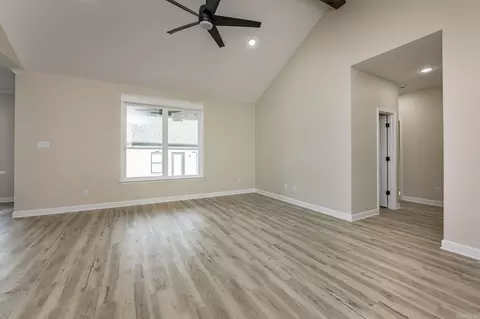 Living - 944 Villa Vista Cir, Cabot, AR 72023 photo 3 of 3