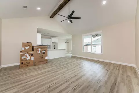 Living - 944 Villa Vista Cir, Cabot, AR 72023 photo 1 of 3