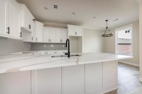 Kitchen - 944 Villa Vista Cir, Cabot, AR 72023 photo 3 of 3