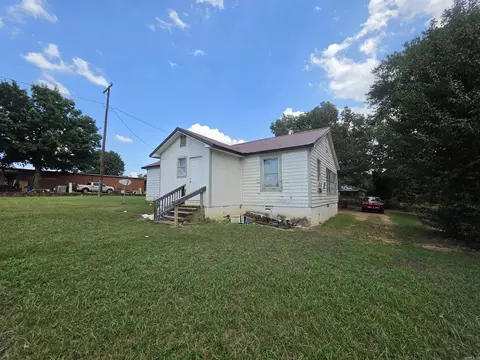 Exterior - 314 N 5th St, Ola, AR 72853 photo 1 of 2