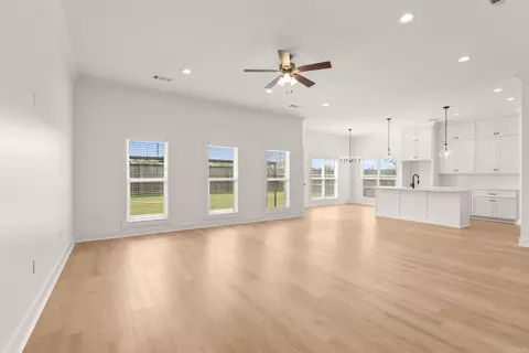 Living - 2315 Bridgegate Dr, Conway, AR 72034 photo 1 of 4