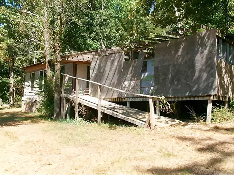 1414 Jackson Springs Rd, Cave City, AR 72521