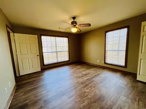 Bedroom - 410 Davis Crk, Marshall, AR 72650 photo 3 of 3