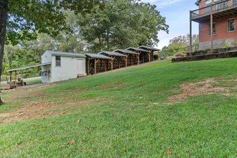 Exterior - 11 Lakeview Ct, Cabot, AR 72023 photo 8 of 11