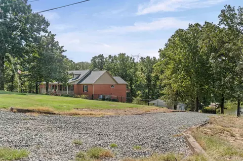 Exterior - 11 Lakeview Ct, Cabot, AR 72023 photo 3 of 11