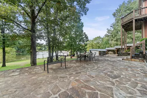 Exterior - 11 Lakeview Ct, Cabot, AR 72023 photo 9 of 11