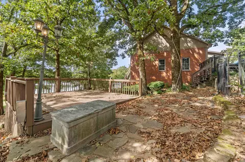 Exterior - 11 Lakeview Ct, Cabot, AR 72023 photo 10 of 11