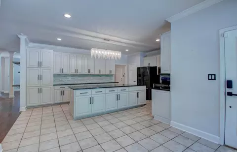 Kitchen - 21 Golden Eagle Dr, Paron, AR 72122 photo 3 of 7