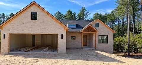 7 Nubarron Ln, Hot Springs Village, AR 71909