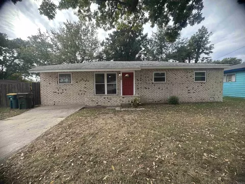 6705 Tracy Ave, Little Rock, AR 72206