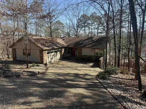 38 Pego Cir, Hot Springs Village, AR 71909