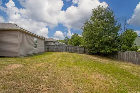 Exterior - 102 Riveria Cv, Benton, AR 72015 photo 6 of 9