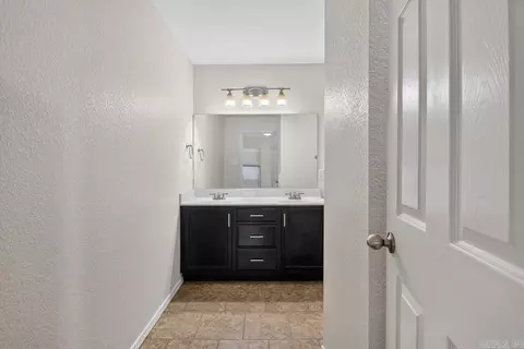 Entry Way - 102 Riveria Cv, Benton, AR 72015 photo 3 of 3