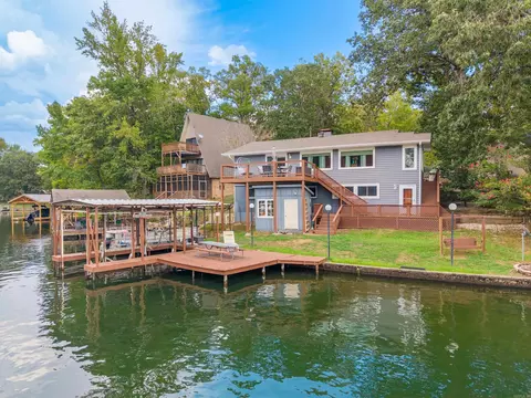 134 Riverside Dr, Hot Springs National Park, AR 71913