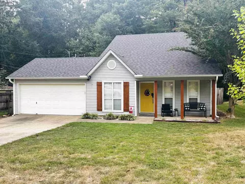 Exterior - 1118 Brookview Dr, Benton, AR 72015 photo 2 of 8