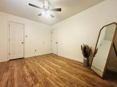 Bedroom - 1118 Brookview Dr, Benton, AR 72015 photo 5 of 5