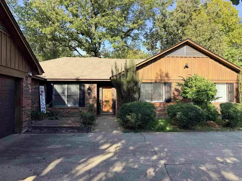 506 Walnut St, Crossett, AR 71635