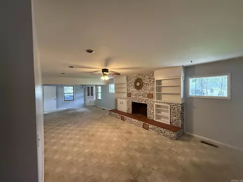 Living - 206 Pecan St, Marshall, AR 72650 photo 1 of 3