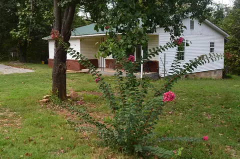 Exterior - 109 Treetop Rd, Marshall, AR 72650 photo 9 of 12