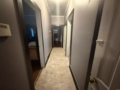 Entry Way - 404 E Johnson Ave, Osceola, AR 72370 photo 2 of 2