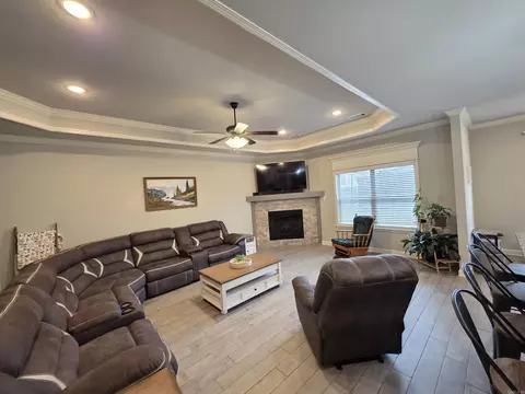 Living - 804 Mango Loop, Austin, AR 72007 photo 1 of 4