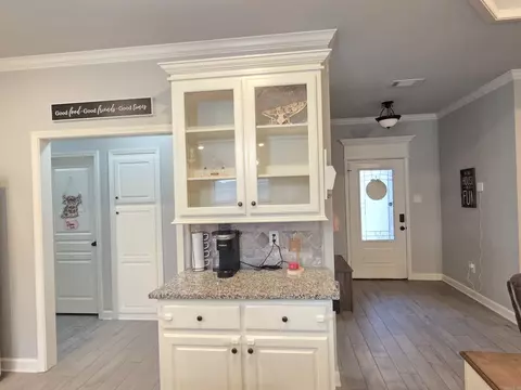 Entry Way - 804 Mango Loop, Austin, AR 72007 photo 4 of 5