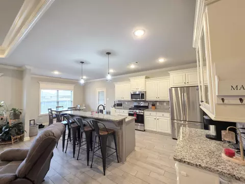 Kitchen - 804 Mango Loop, Austin, AR 72007 photo 1 of 5