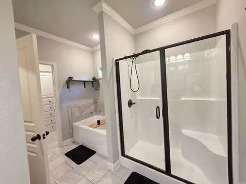 Bath - 804 Mango Loop, Austin, AR 72007 photo 2 of 7