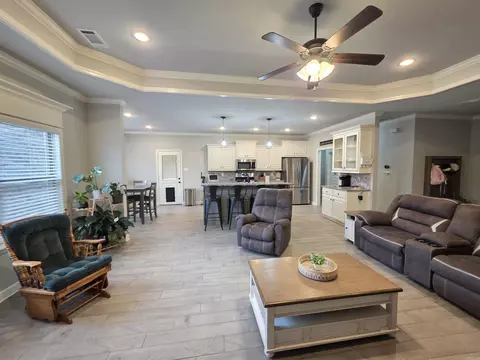 Living - 804 Mango Loop, Austin, AR 72007 photo 3 of 4