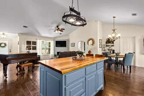 Kitchen - 29 Piney, Bigelow, AR 72016 photo 1 of 3