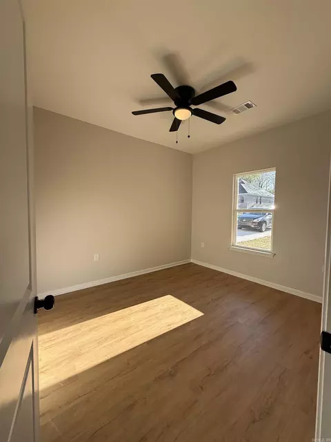Bedroom - 503 Madeleine Cir, Austin, AR 72007 photo 3 of 4