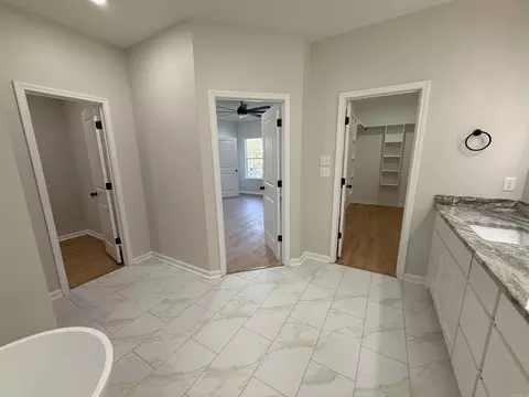 Entry Way - 503 Madeleine Cir, Austin, AR 72007 photo 3 of 3
