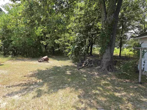 Exterior - 310 W 24th, Pine Bluff, AR 71601 photo 8 of 17