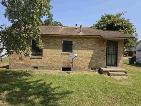 Exterior - 310 W 24th, Pine Bluff, AR 71601 photo 12 of 17