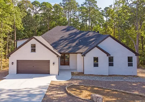 12 Trapo Ln, Hot Springs Village, AR 71909