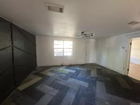 3000 S Cherry St, Pine Bluff, AR 71603 photo 11