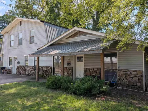 1103 Caddo St, Arkadelphia, AR 71923