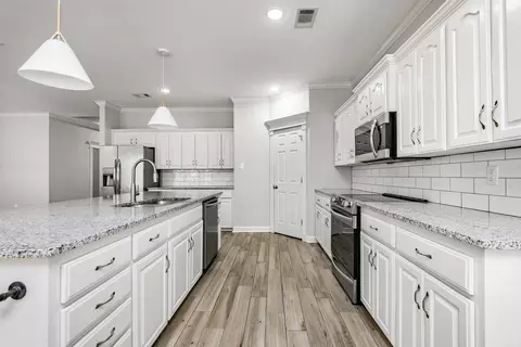 Kitchen - 124 Hayden Dr, Beebe, AR 72012 photo 1 of 4