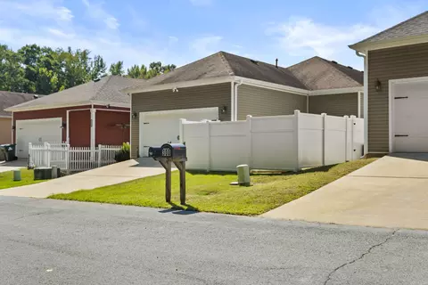 Exterior - 304 Prospect Park Loop, Bryant, AR 72022 photo 5 of 7