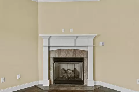 Living - 304 Prospect Park Loop, Bryant, AR 72022 photo 5 of 5