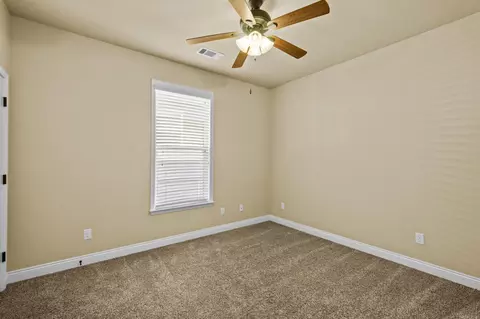Bedroom - 304 Prospect Park Loop, Bryant, AR 72022 photo 4 of 5