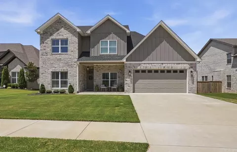 2440 Overcup Dr, Conway, AR 72034