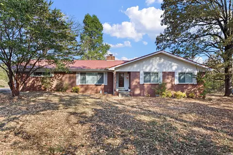 4608 Deer Track Trl, Ozark, AR 72949