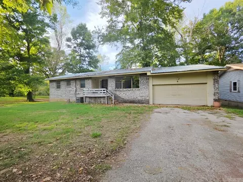 54 James St, Hardy, AR 72542